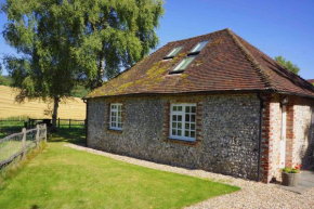 Luxury barn with tennis court in South Downs National Park